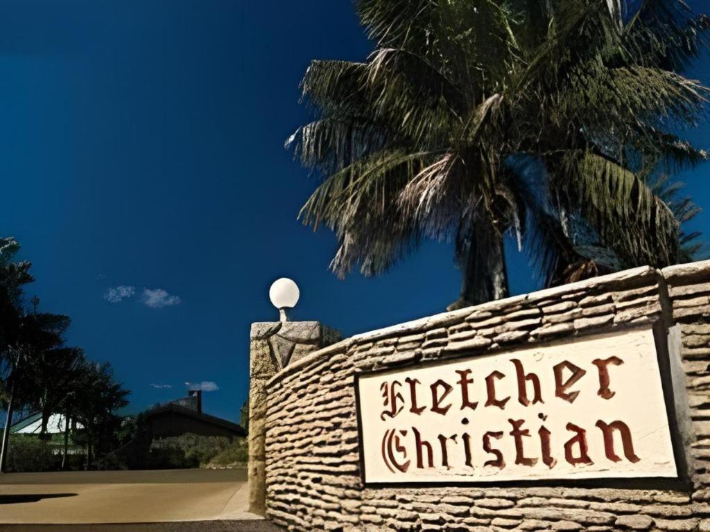Fletcher Christian Holiday Hotel بورنت باين المظهر الخارجي الصورة